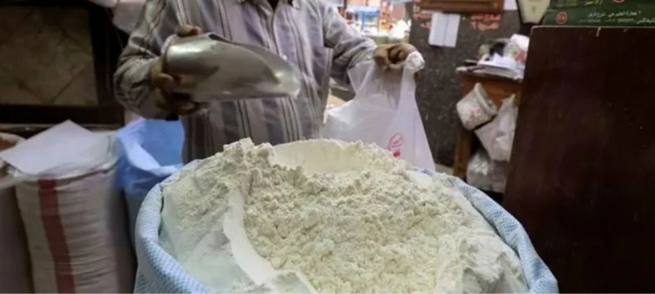 Karachi Flour Prices Surge Again as Wheat Gets More Expensive