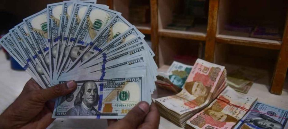 PKR Extends Winning Streak Against US Dollar