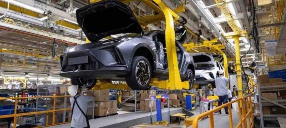 Pakistan to Remove Extra Duties Under New Auto Policy