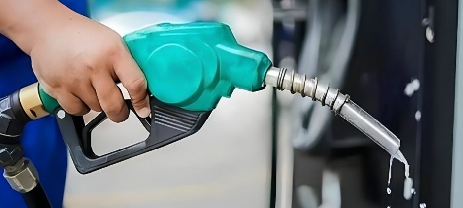Petrol Price Rises 77 Paisa, Diesel Falls Rs1.03 Per Litre