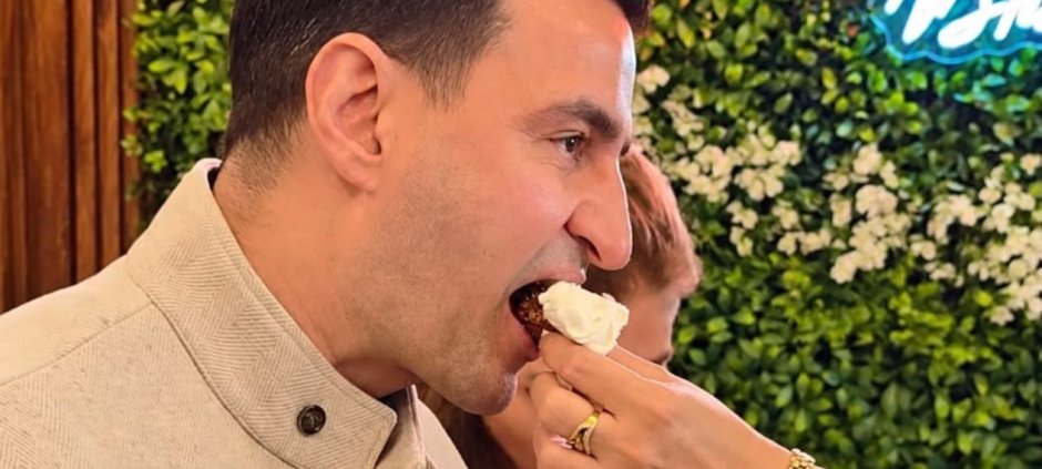 Asif Khaliq opens new Arshad Chaiwala café in New Malden