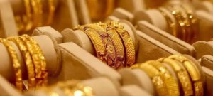 Gold Price in Pakistan Holds Steady at Rs437,536 Per Tola