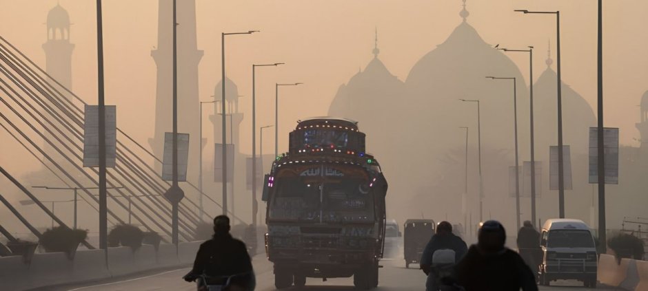 Lahore Becomes World’s Most Polluted City Again as Smog Intensifies
