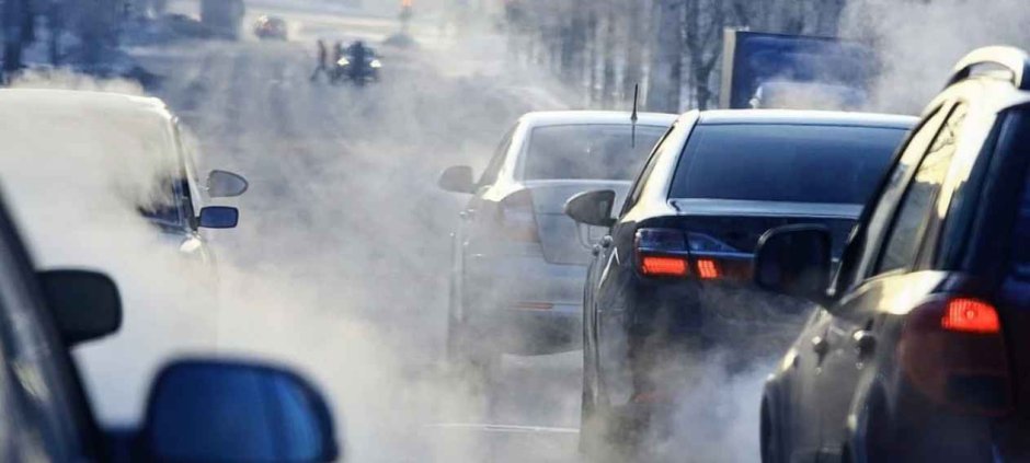 Lahore Traffic Police to Suspend Licenses Over Smoke-Emitting Vehicles