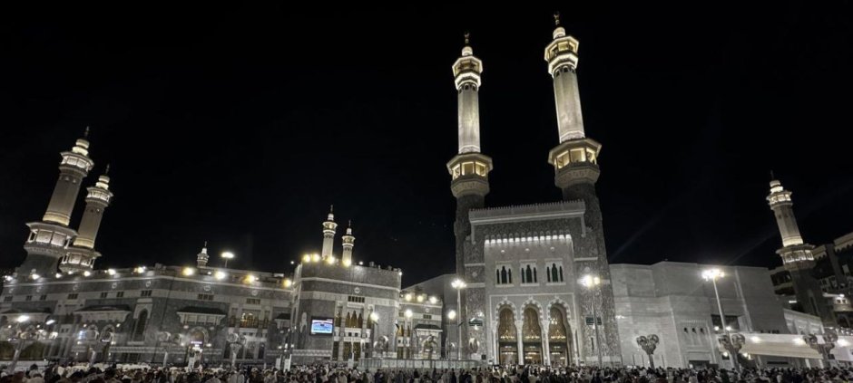Saudi Authorities Reject Suicide Bomber Claims at Grand Mosque