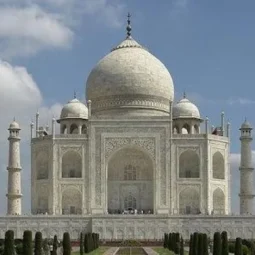 Is the Taj Mahal's Splendor Diminishing? Cracks Form and Precious Stones Erode on the Iconic Monument